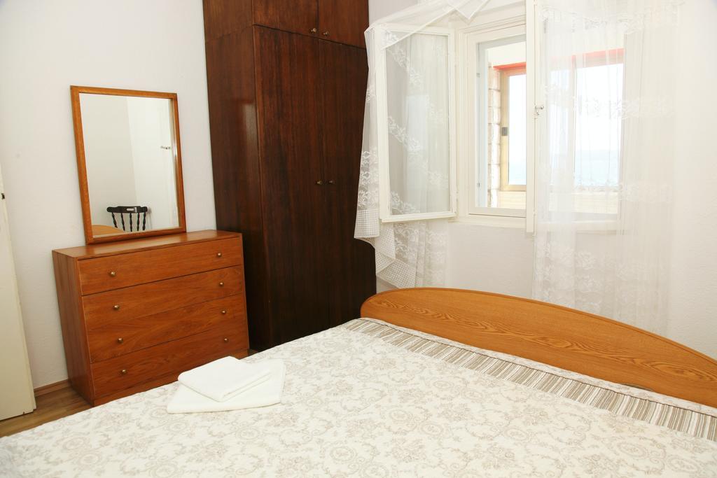 Apartments Gabrijela بريسبا الغرفة الصورة