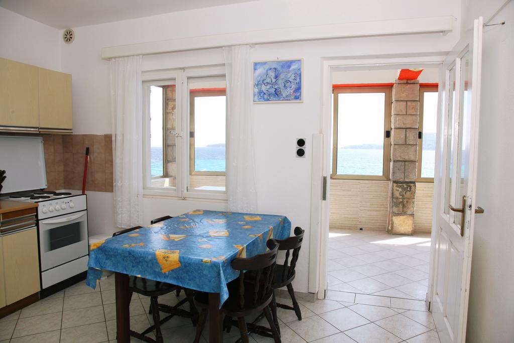 Apartments Gabrijela بريسبا الغرفة الصورة